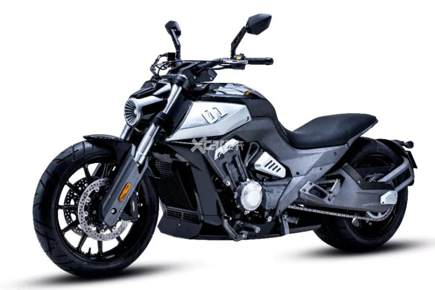 Four-cylinder motorcycle; Large displacement; Benda motorcycle; LFC700; Sports cruise vehicle